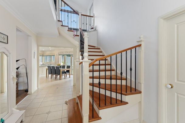 5 Adele Close, Wheelers Hill - Photo 1