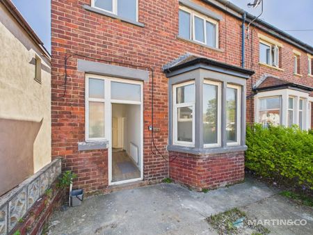 3 bedroom terraced house to rent - Photo 4