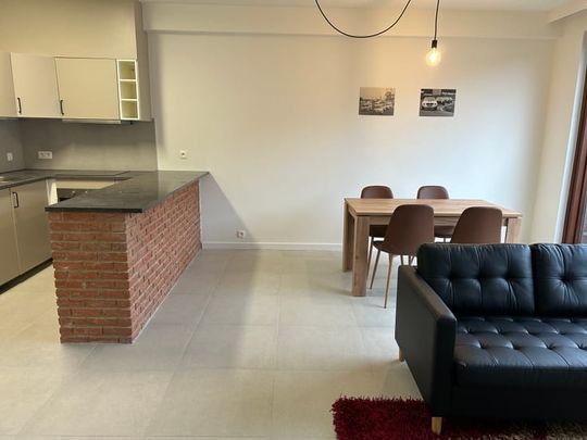 Appartement te huur - Foto 1