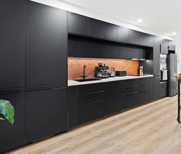 5/7 Grandview Avenue, Maribyrnong VIC 3032 - Photo 2