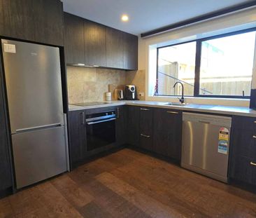 Home on Flax Street - Photo 3