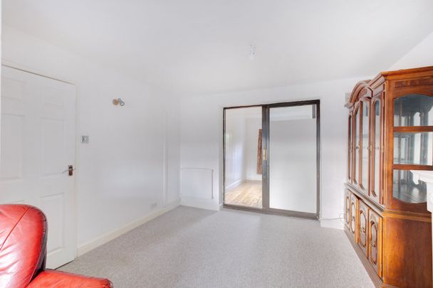 3 bed semi-detached house to rent in Staple Lodge Road, Birmingham, B31 - Photo 1