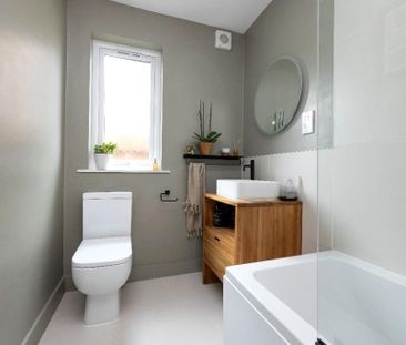 4 bedroom detached house to rent - Photo 5