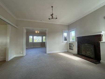 Location! Location! Location! - Photo 3