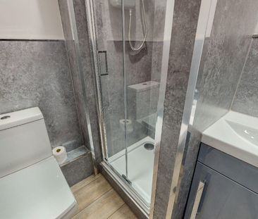 Southpark Avenue (Room 2), Hillhead, Glasgow, G12 8HZ - Photo 2