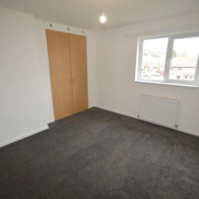 2 bedroom end of terrace house to rent - Photo 1