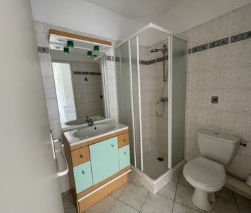 Location Appartement 2 pièces 33m² ONET LE CHATEAU 12850 - Photo 6