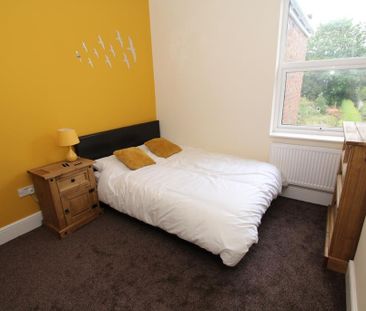 1 bedroom in a house share to rent - Photo 6