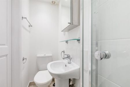 Studio to rent - Photo 5