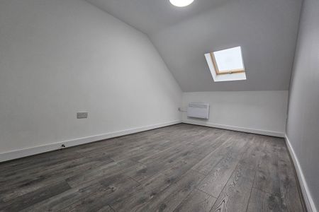 Elmhurst Road - Photo 3