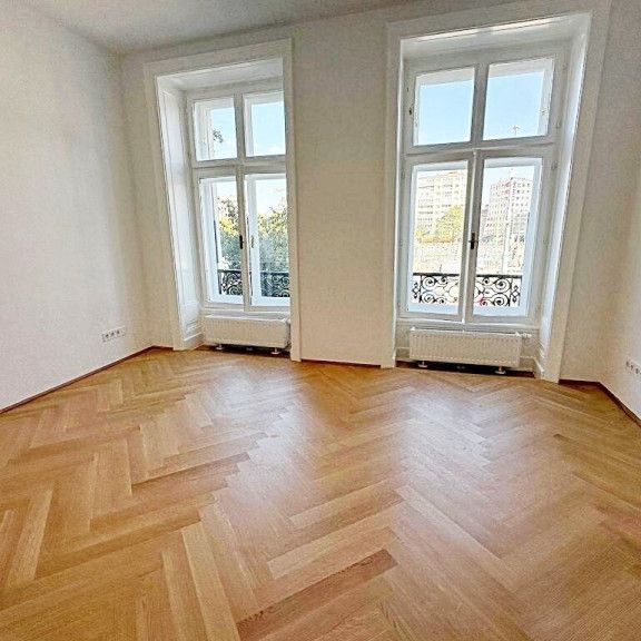 ERSTBEZUG, SALZTORGASSE, topsanierte 56 m2 Altbau, 2 Zimmer, Komplettküche, Duschbad, Parketten, Donaukanal - Photo 1