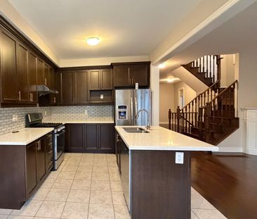 For Lease - 12 Goodsway Trail, Brampton, Ontario - Photo 1