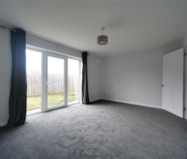 3 bedroom bungalow to rent - Photo 1