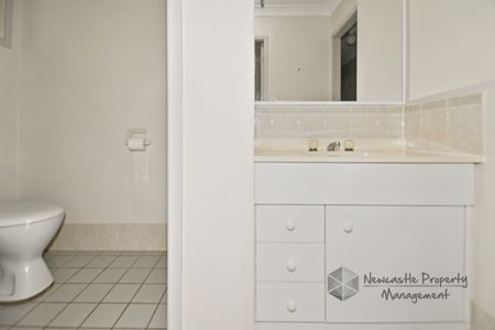 11 Melissa Close, Charlestown - Photo 4