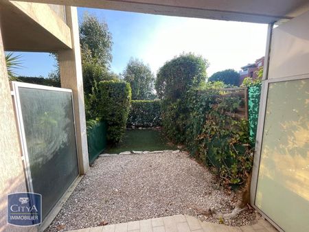 Location Appartement 1 pièce 18m² ST LAURENT DU VAR 06700 - Photo 5