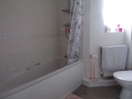 2 bed apartment to rent in NE24 - Photo 4