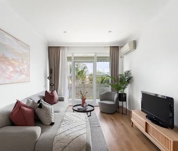 A well located Essendon Gem - Photo 2