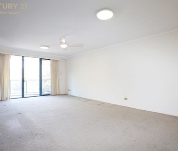 Deposit Taken - Two Bedroom Apartment Close to Royal North Shore Ho... - Photo 5