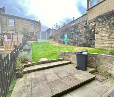 2 bedroom end of terrace house to rent - Photo 6