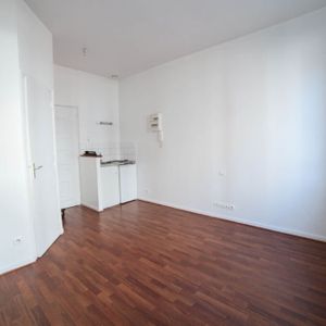 Location Appartement 1 pièce 14m² ROUEN 76000 - Photo 2