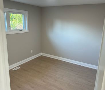 For Lease - 21 Nova Drive Unit# Upper, Hamilton, Ontario - Photo 3