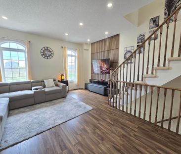 For Lease - 1389 Salem Road, Ajax, Ontario - Photo 2