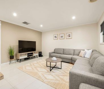 Attractive Family Home - Photo 2