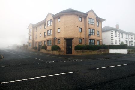 Viewmount Drive, Maryhill, Glasgow - Photo 3