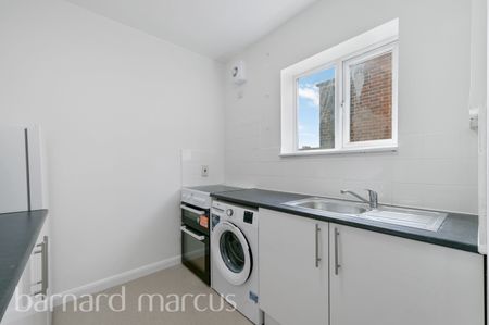 High Street, Staines-Upon-Thames - Photo 5