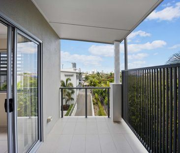 U26/56-60 Eugaree Street, Southport, Qld 4215 - Photo 3