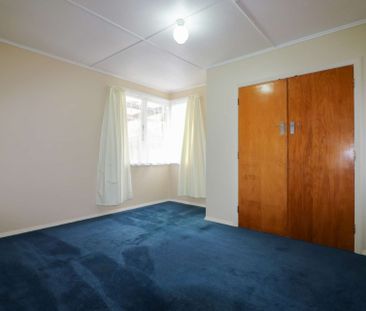 Spacious two bedroom home - Photo 6