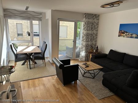 Exklusive 2-Zimmer-Wohnung mit EBK und Balkonen u. Blick ins Grüne - Photo 2