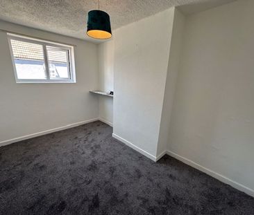 Forton Road, Gosport - Photo 1