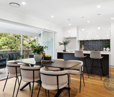 Hamptons Style Living - Photo 6