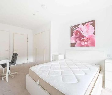 Bonnet Street, Royal Docks, E16 - Photo 6