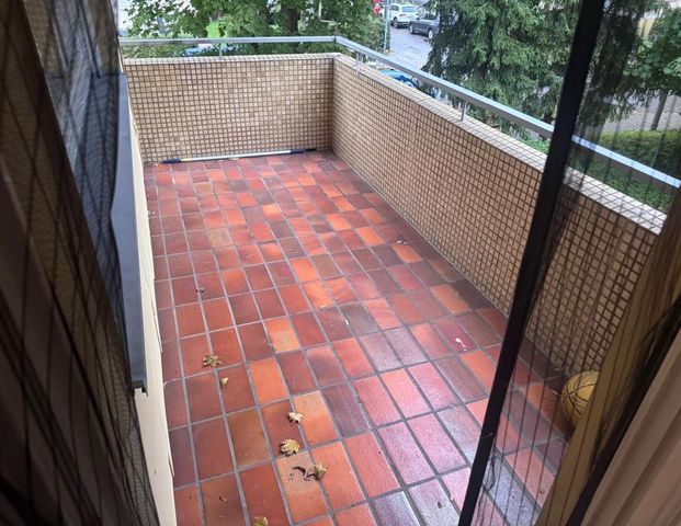 Schöne 4-Zimmer Wohnung in Stuttgart Bad Cannstatt - Photo 1