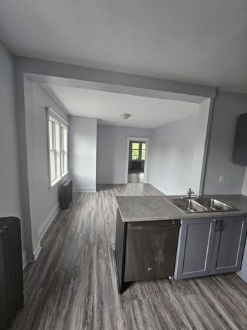 For Lease - 991 Main Street Unit# 5, Hamilton, Ontario - Photo 5