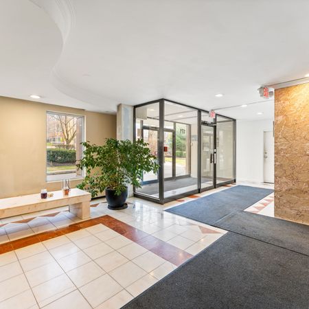 For Lease - 171 Erskine Avenue Unit# 704, Toronto, Ontario - Photo 4
