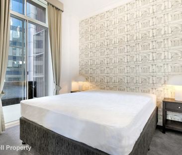 TOP FLOOR REFURBISHED HERITAGE APARTMENT in the HEART OF BRISBANE CITY - Photo 3