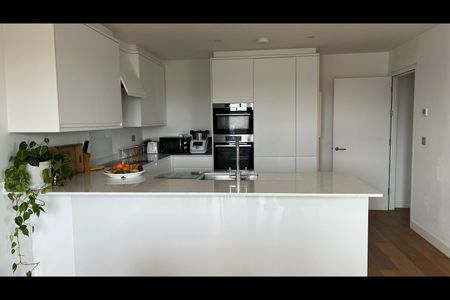 2 Bed Flat, London, W4 - Photo 5