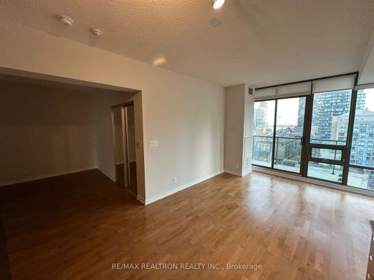 33 Lombard Street #1501 - Photo 1