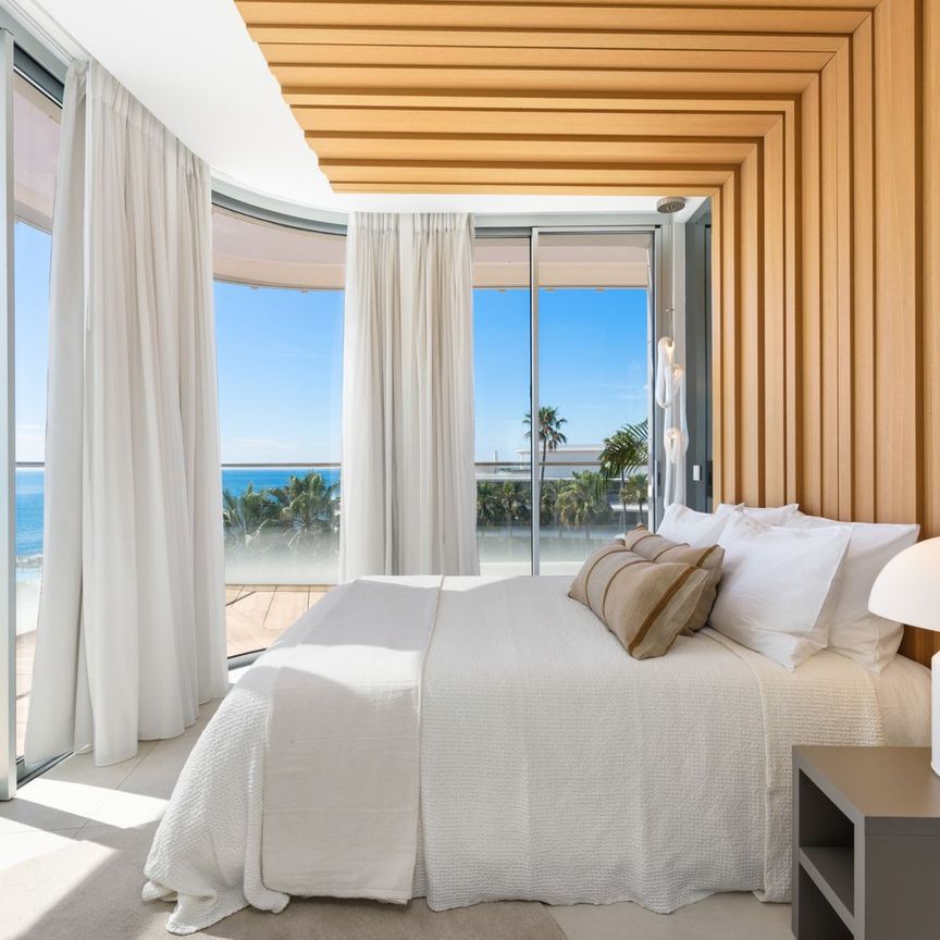 Penthouse in Estepona - Photo 1