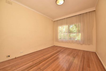 3/6 Batten Street, Glen Waverley - Photo 3