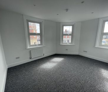 3 bedroom house share to rent - Photo 3