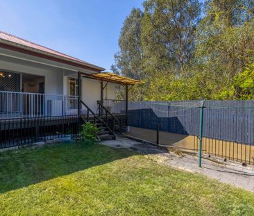 RENT 3 BEDROOMS DUAL OCCUPANCY HOUSE - INCLUDES WATER - Photo 1