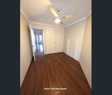 Charming 3-Bed Villa in East Victoria Park - Photo 3