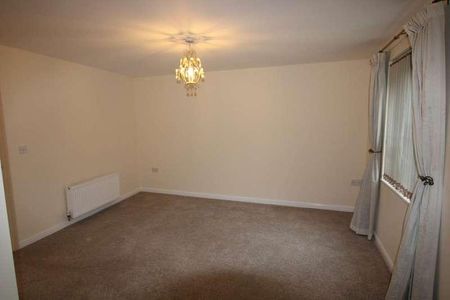 Blackthorn Road, Wymondham, NR18 - Photo 2