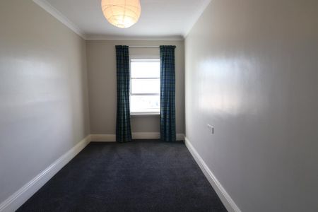 30 Holburn Street - Photo 2