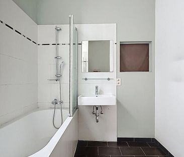Appartement te huur in Etterbeek voor € 1.100 met 1 slaapkamer - Photo 4