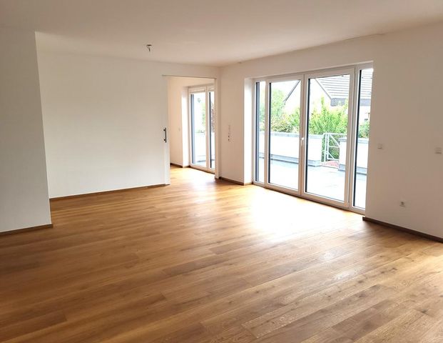 Hochwertige und top ausgestattete 3 Zimmer Wohnung mit Aufzug und Garageneinstellplatz mitten in Pulheim! - Photo 1